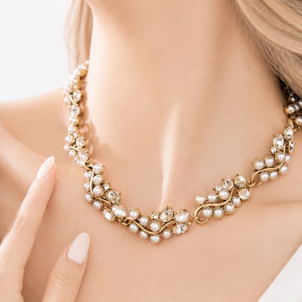 Vintage Design Gold Pearl Statement Necklace